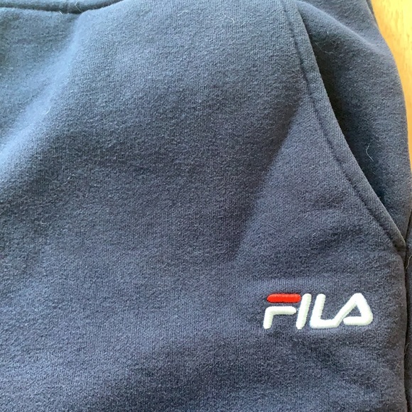 Fila Navy Blue Sweatpants size XL Excellent Condition Comfortable and warm! - Picture 2 of 5